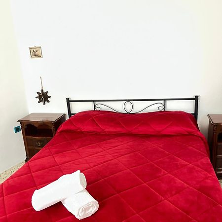 Rooms For Rent Livorno-Center Luaran gambar