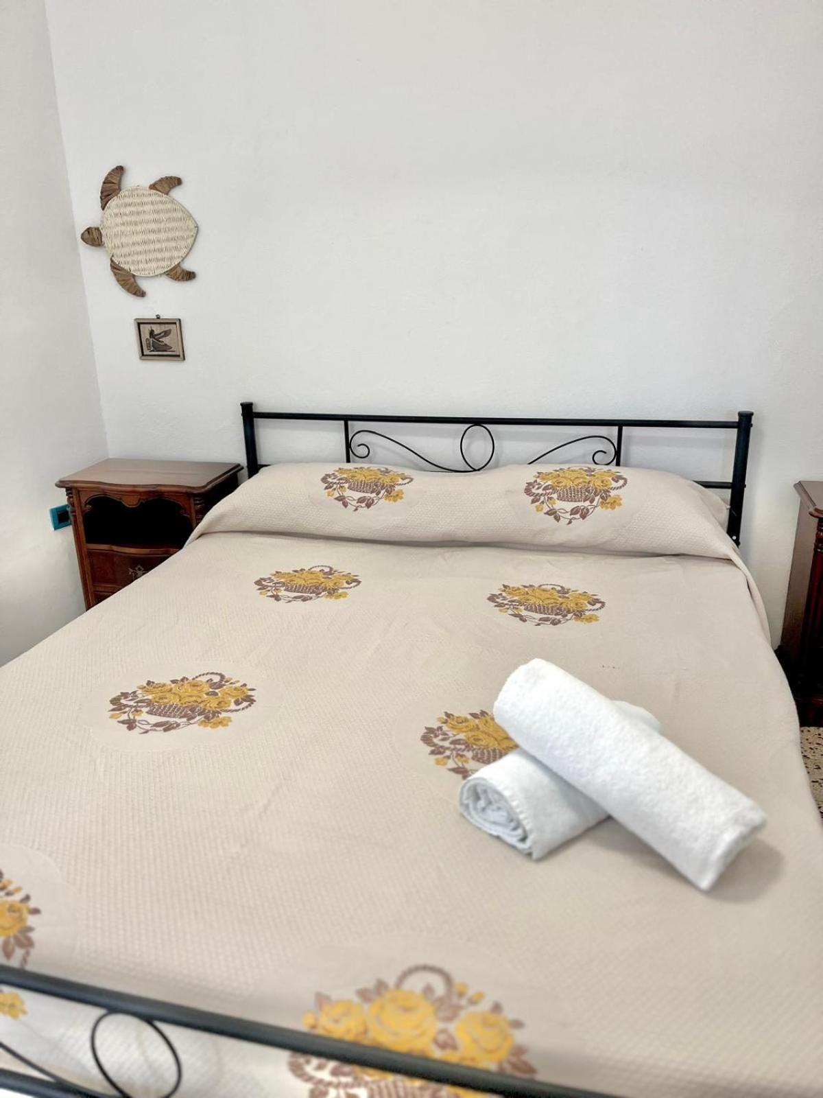 Rooms For Rent Livorno-Center Luaran gambar