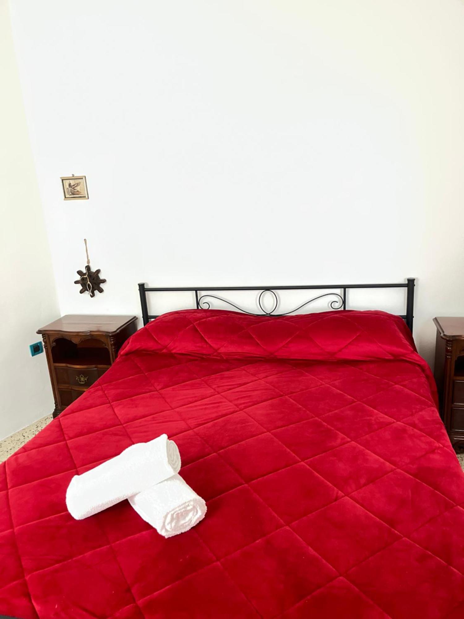 Rooms For Rent Livorno-Center Luaran gambar