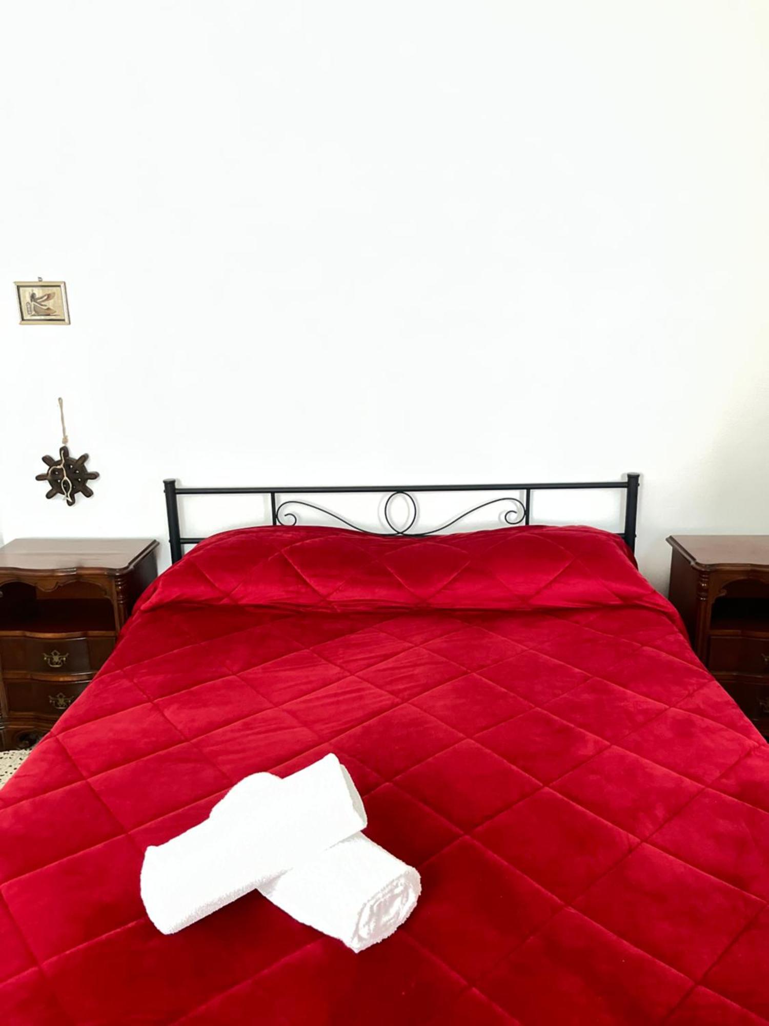 Rooms For Rent Livorno-Center Luaran gambar